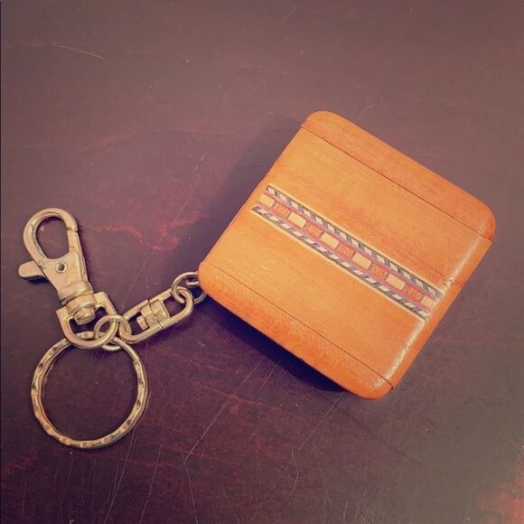 heart wood Accessories - Heart Wood Key Chain Clock